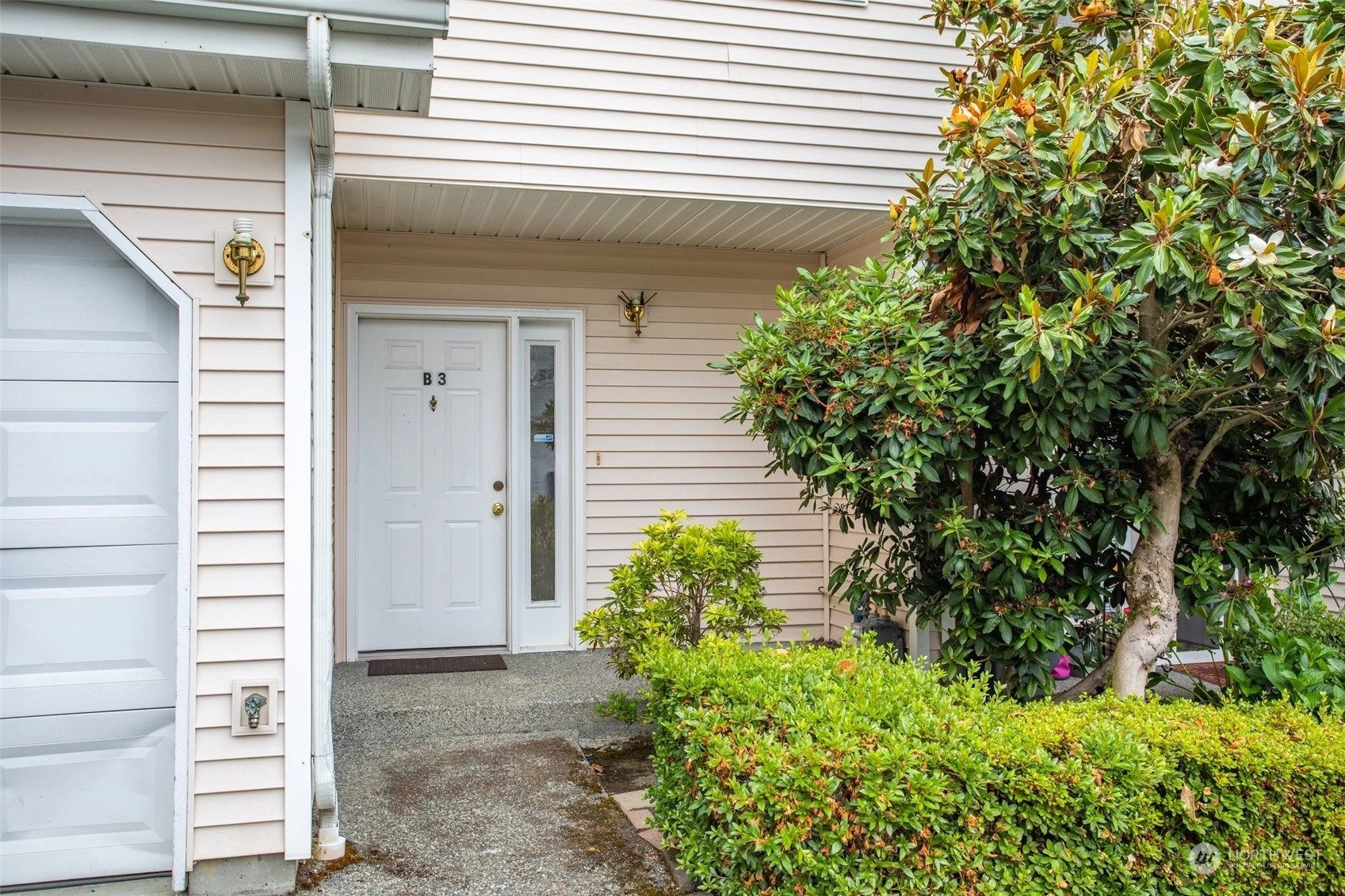 Alder Court Townhomes and Townhouses For Sale at Alder Court in