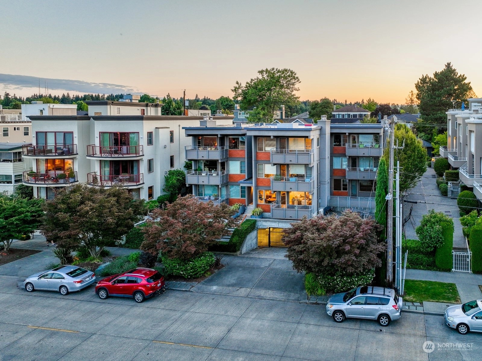 The Lake Park Condos For Sale at The Lake Park in Seattle, WA Wicklund