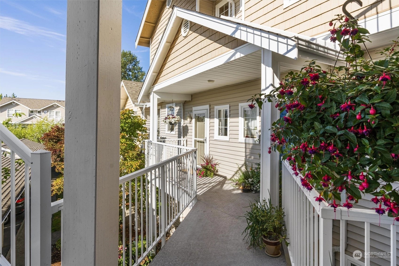 Nantucket Condos For Sale at Nantucket in Mukilteo, WA Wicklund