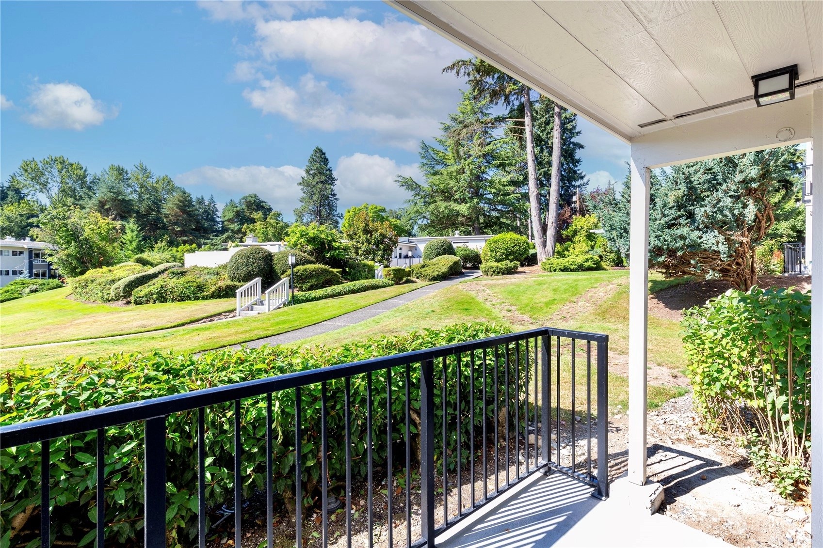 Hidden Creek Condos For Sale at Hidden Creek in Bellevue, WA Wicklund