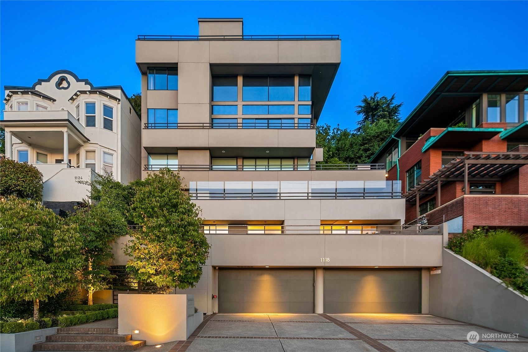 1118 Lakeview Blvd East Condos For Sale at 1118 Lakeview Blvd East in