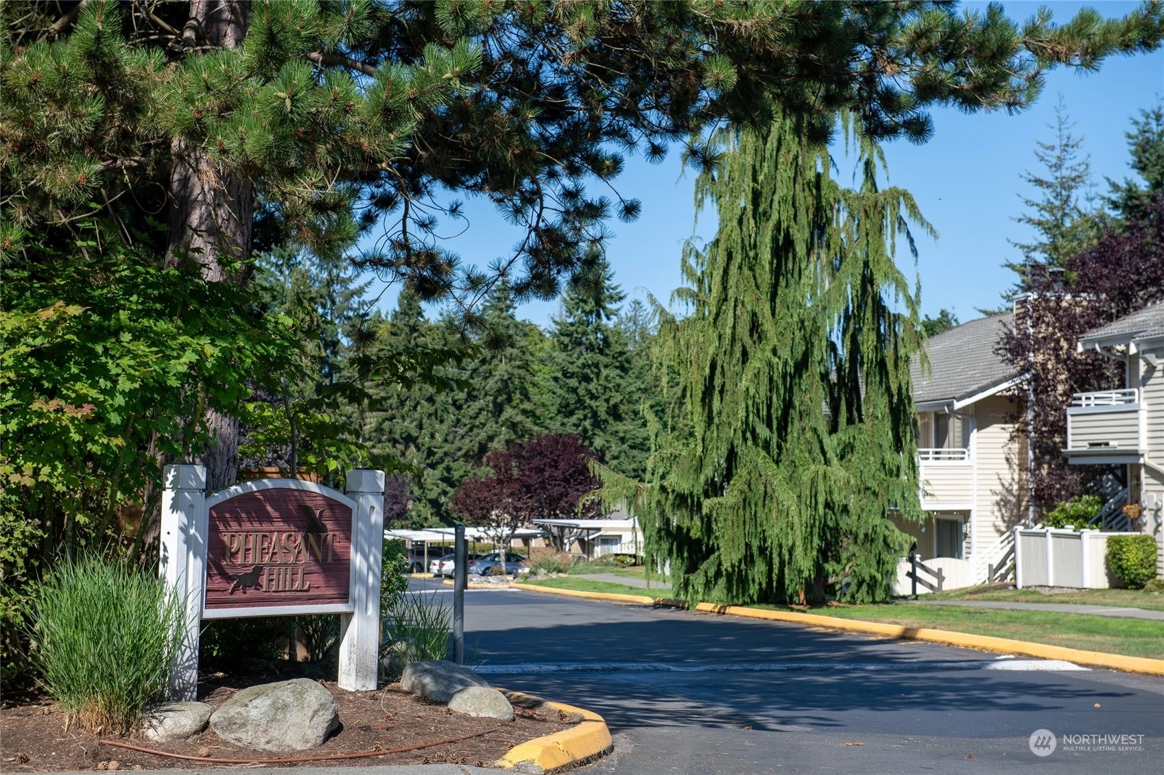Pheasant Hill Condos For Sale at Pheasant Hill in Mountlake Terrace