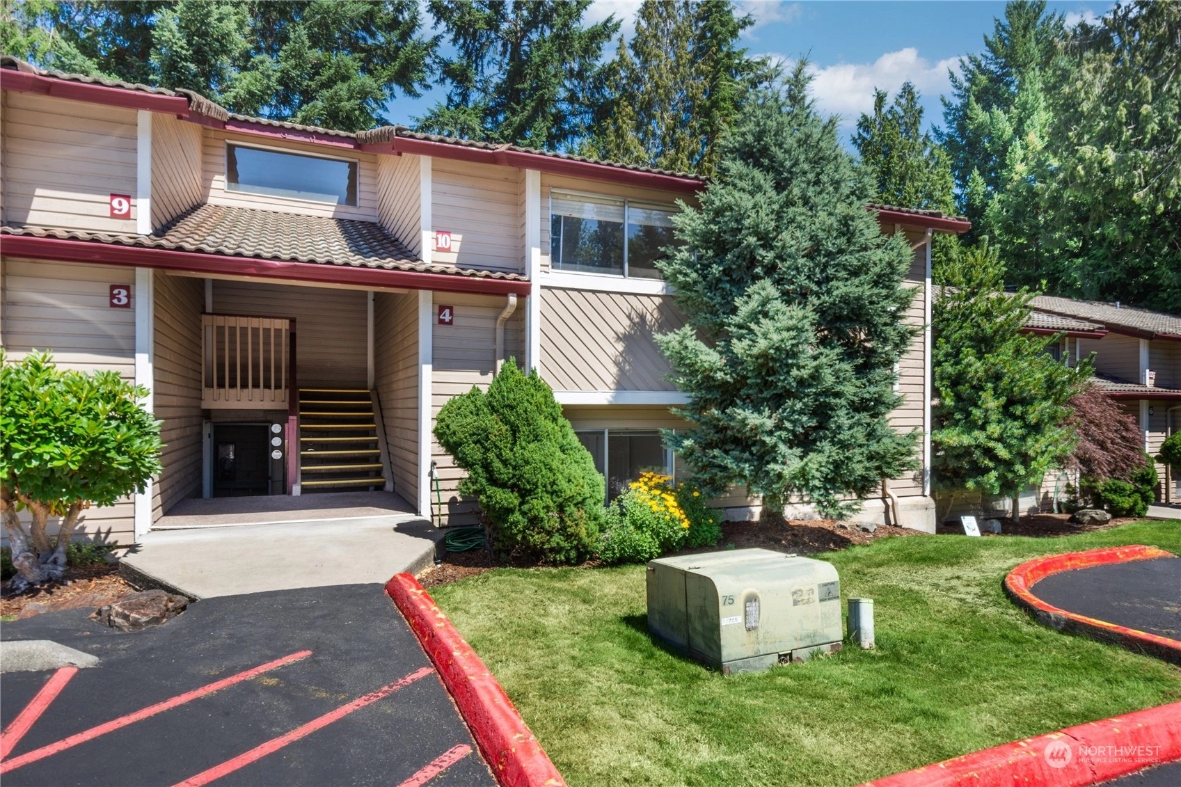 Fairway Greens Condos For Sale at Fairway Greens in Renton, WA Wicklund