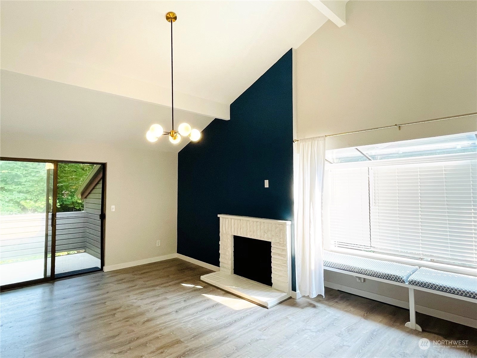 Cedar Mill Condos For Sale at Cedar Mill in Kirkland, WA Wicklund