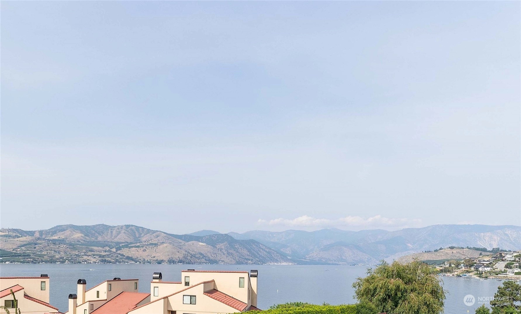 Lake Chelan Shores Condos For Sale at Lake Chelan Shores in Chelan