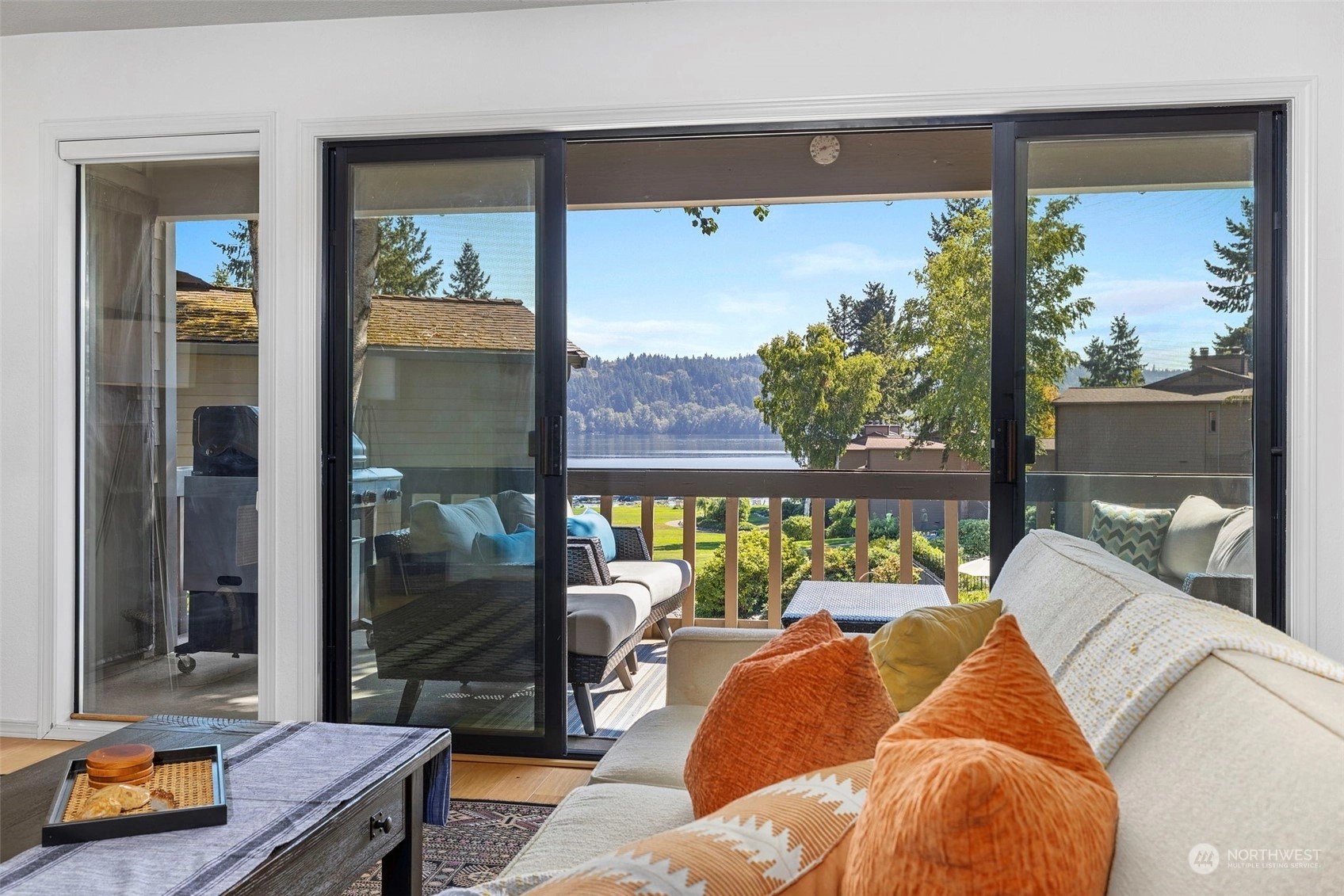 Lake Villas Condos For Sale at Lake Villas in Redmond, WA Wicklund