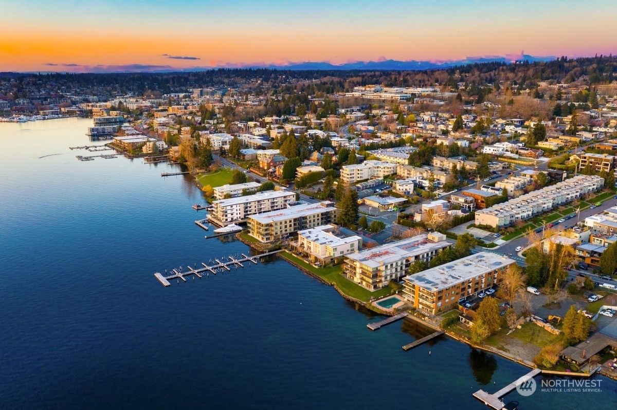 Kirkland, WA Condos For Sale Wicklund