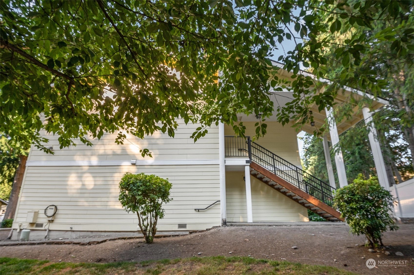 Wedgewood Condos For Sale at Wedgewood in Bellevue, WA Wicklund