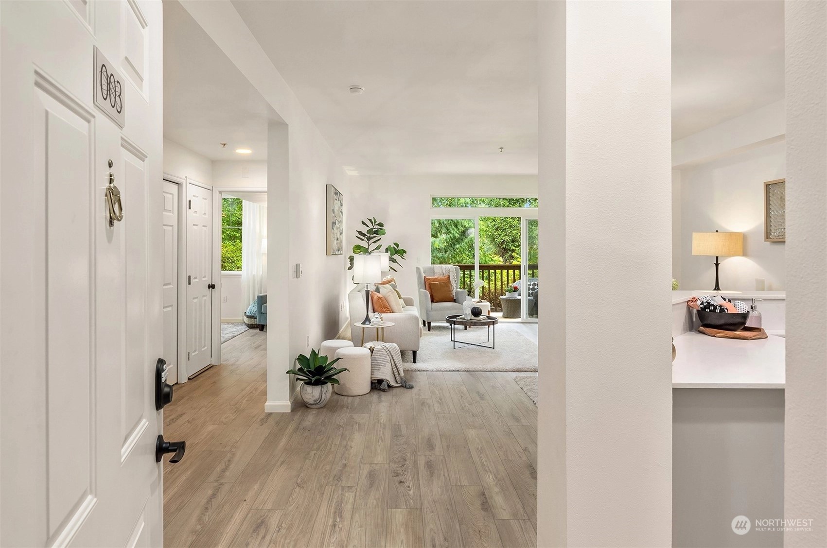 Lochshire Condos For Sale at Lochshire in Kirkland, WA Wicklund