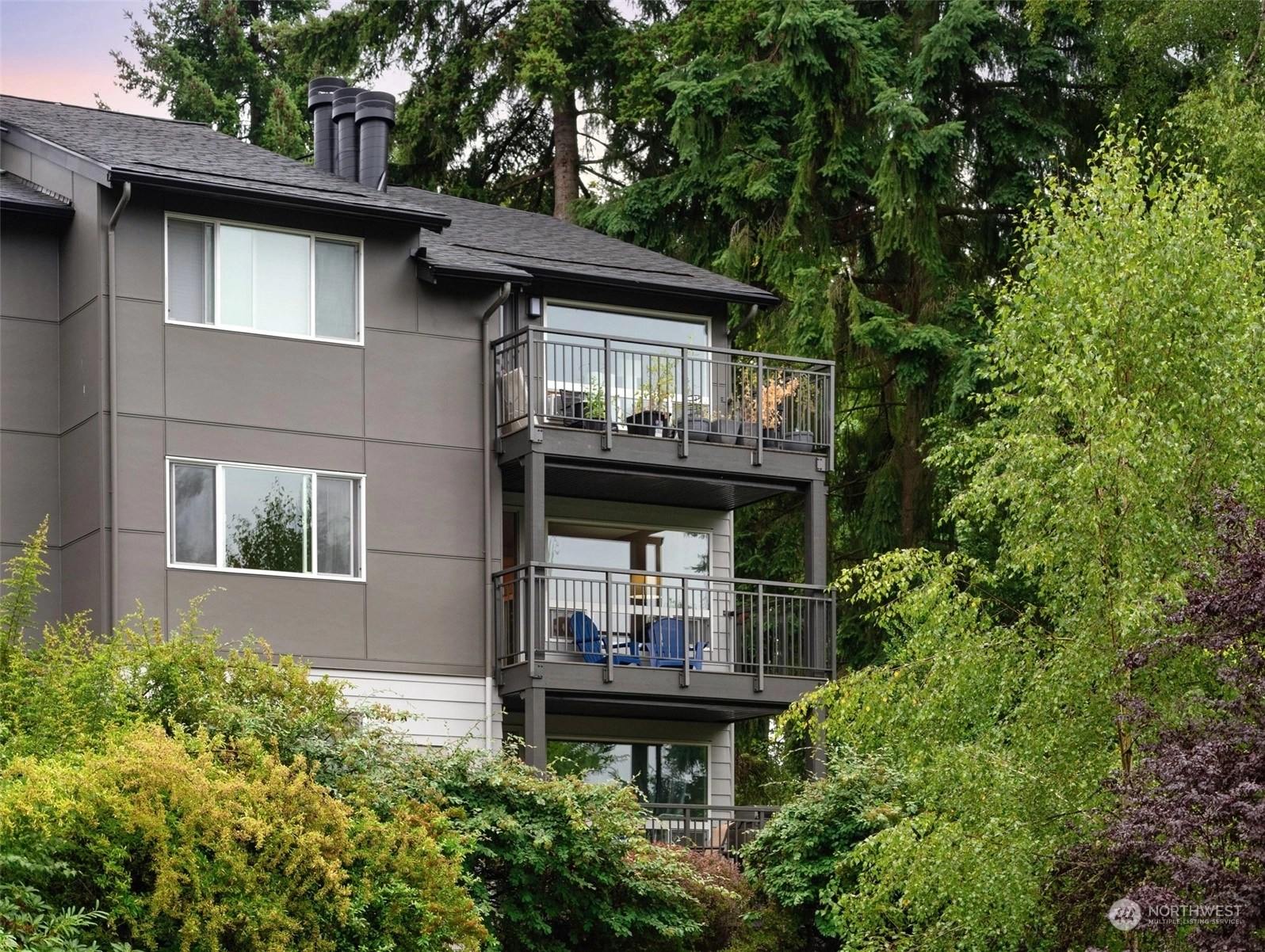 Cedarwood Condos For Sale at Cedarwood in Kirkland, WA Wicklund