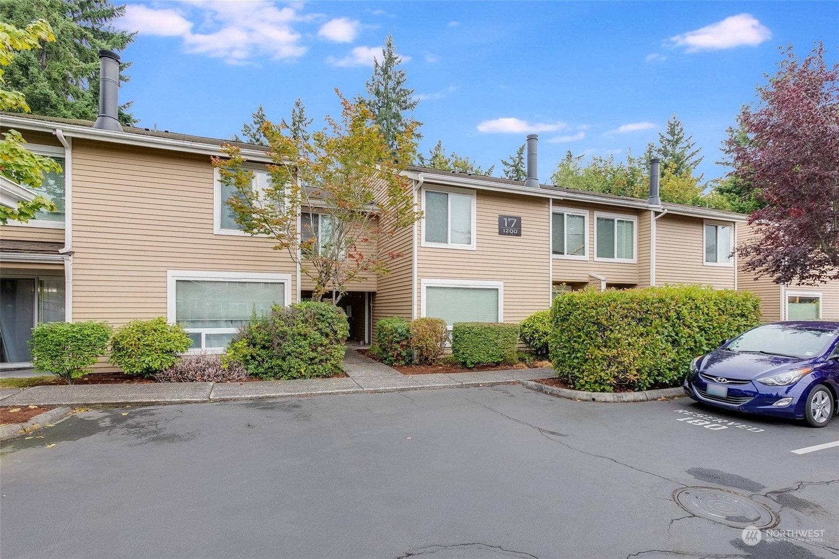 Hudson Ridge Condos For Sale at Hudson Ridge in Des Moines, WA Wicklund
