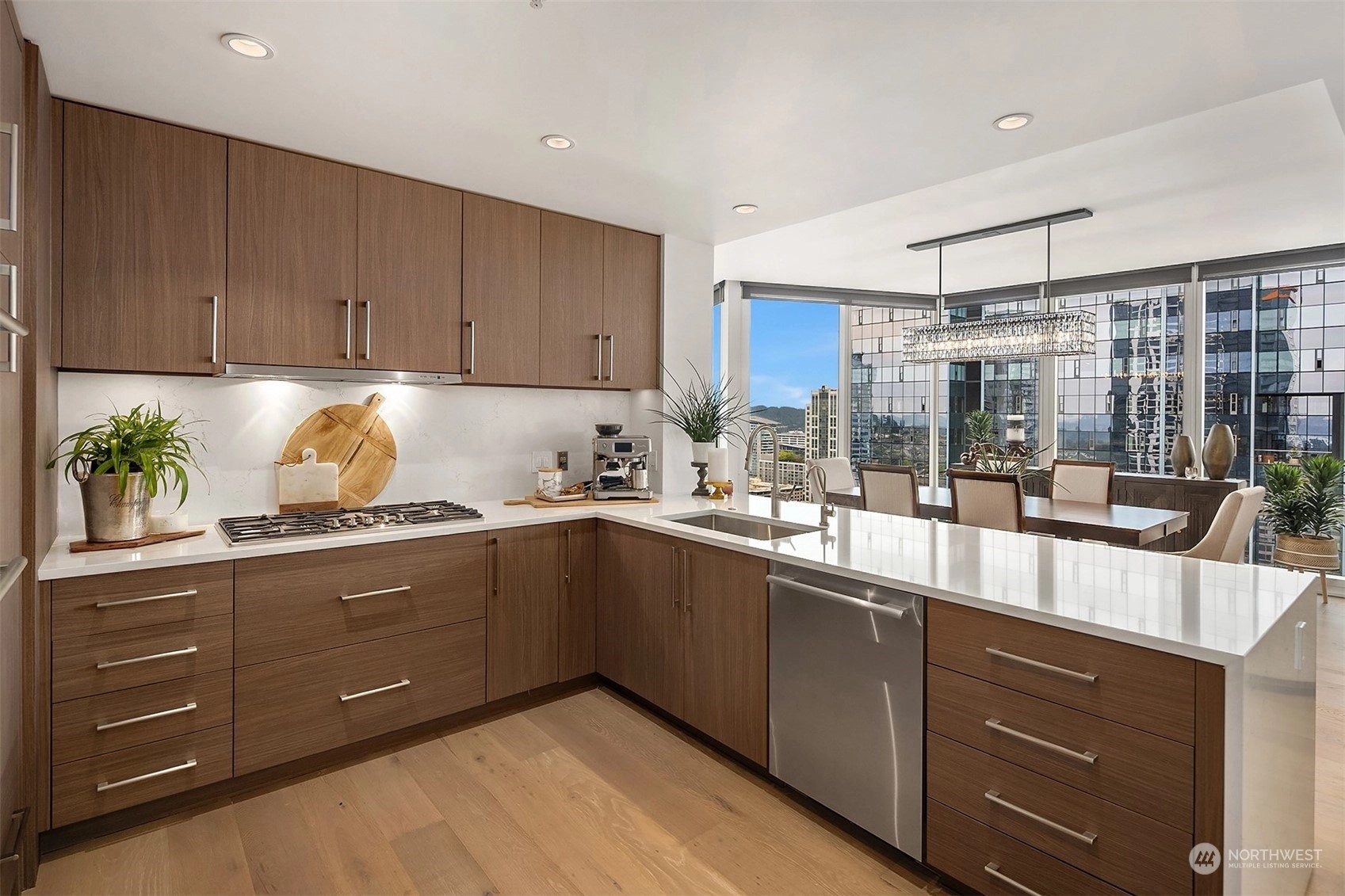 Bellevue Towers Condos For Sale at Bellevue Towers in Bellevue, WA