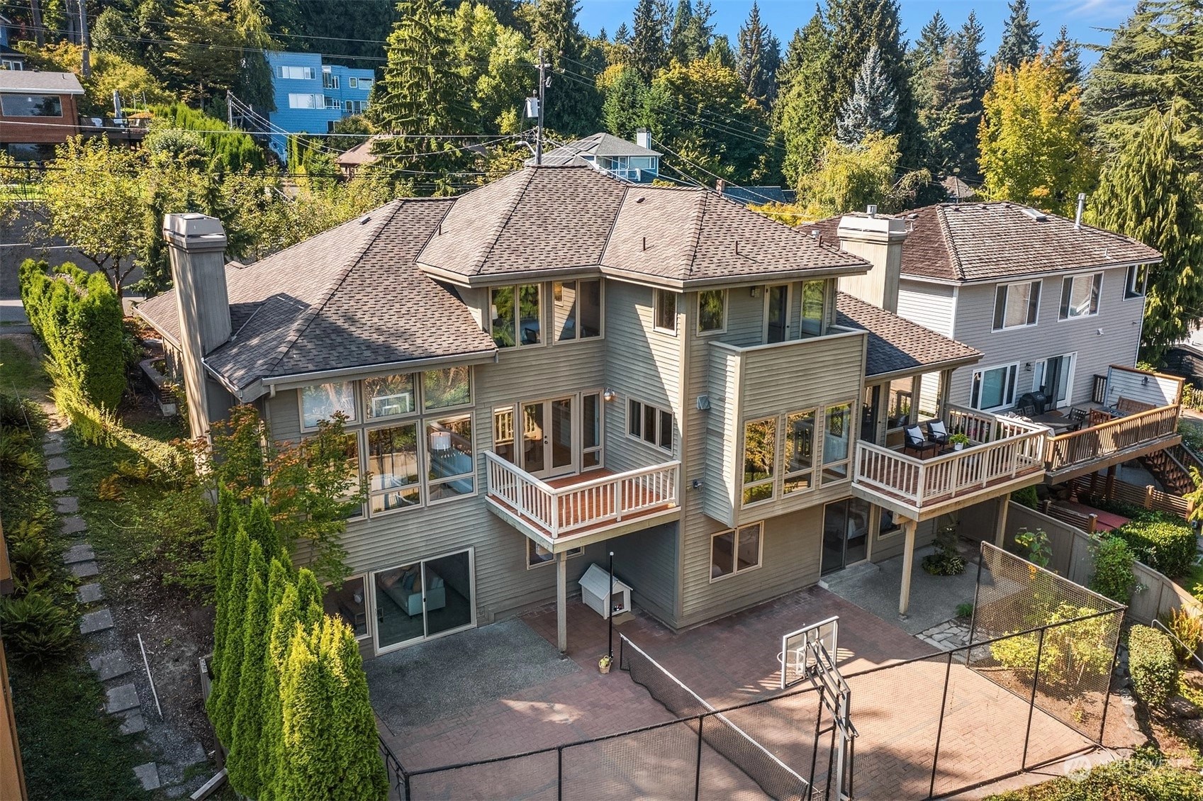 Inverness Homes For Sale in Inverness, Seattle, WA Wicklund