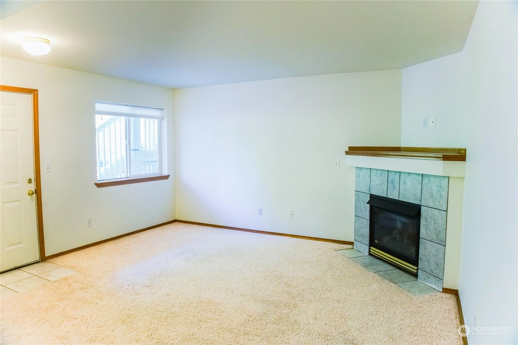 Admiralty Way Townhomes and Townhouses For Sale at Admiralty Way in