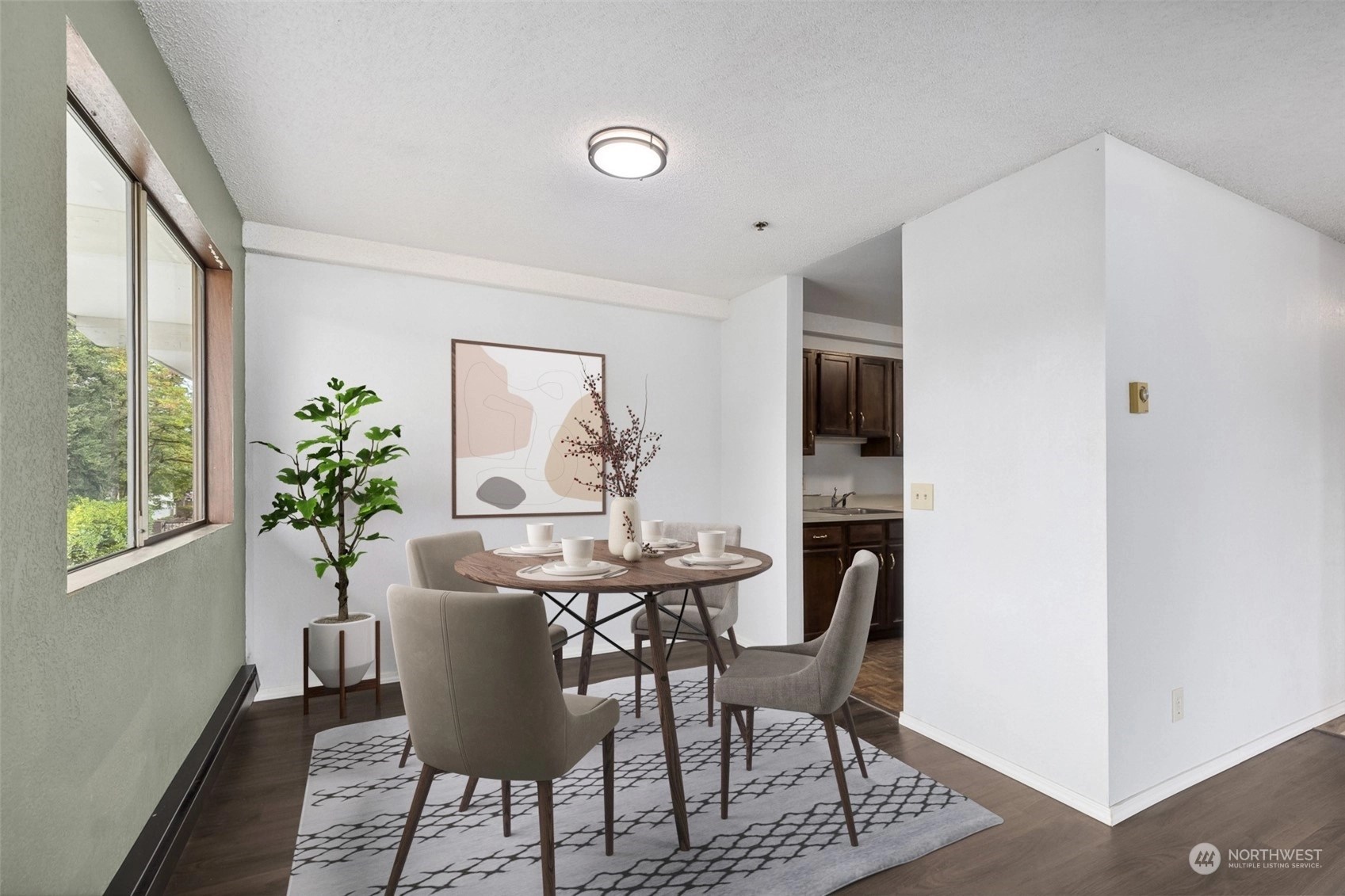 Lynnwood Estates Condos For Sale at Lynnwood Estates in Lynnwood, WA