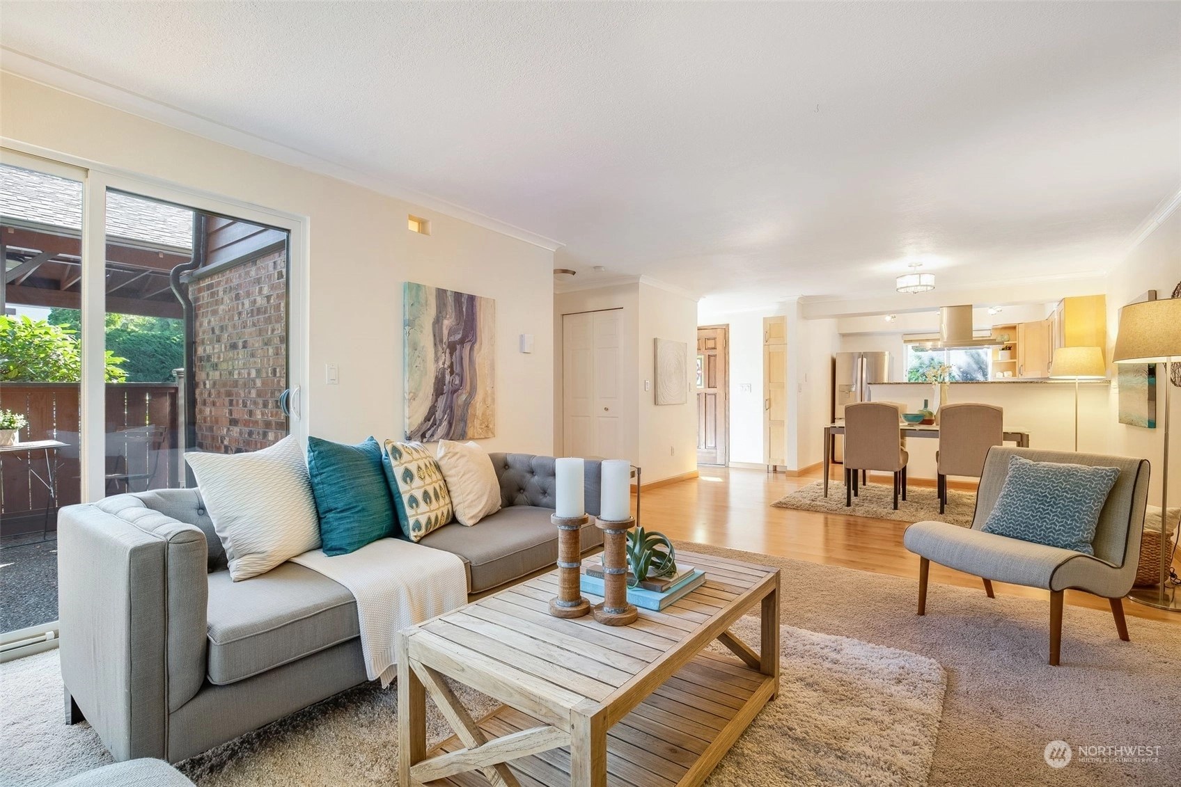 Nottingham Condos For Sale at Nottingham in Bellevue, WA Wicklund