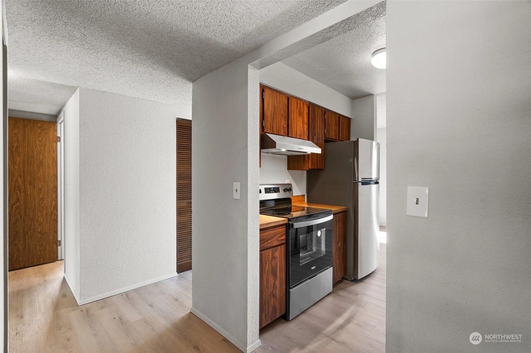 Kingsgate Ridge Manor Condos For Sale at Kingsgate Ridge Manor in