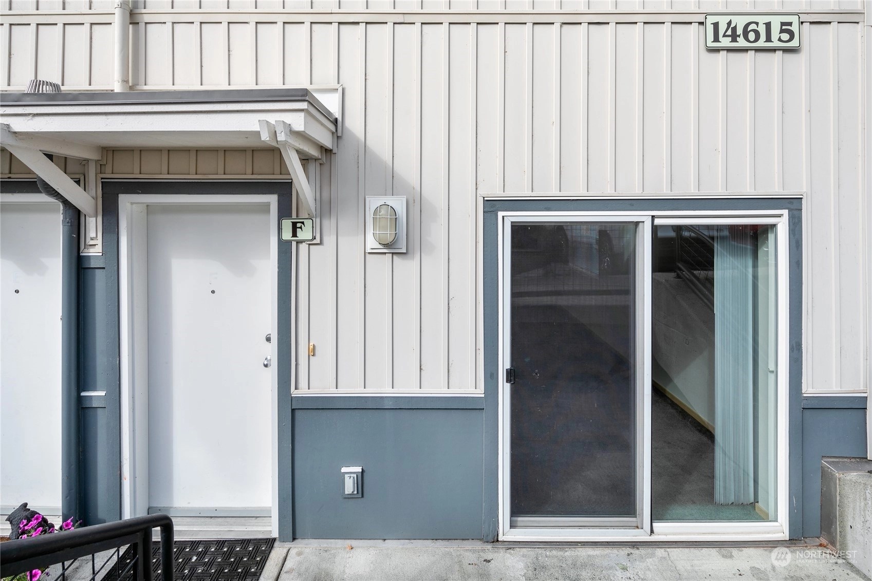 Copper Hill Square Condos For Sale at Copper Hill Square in Duvall