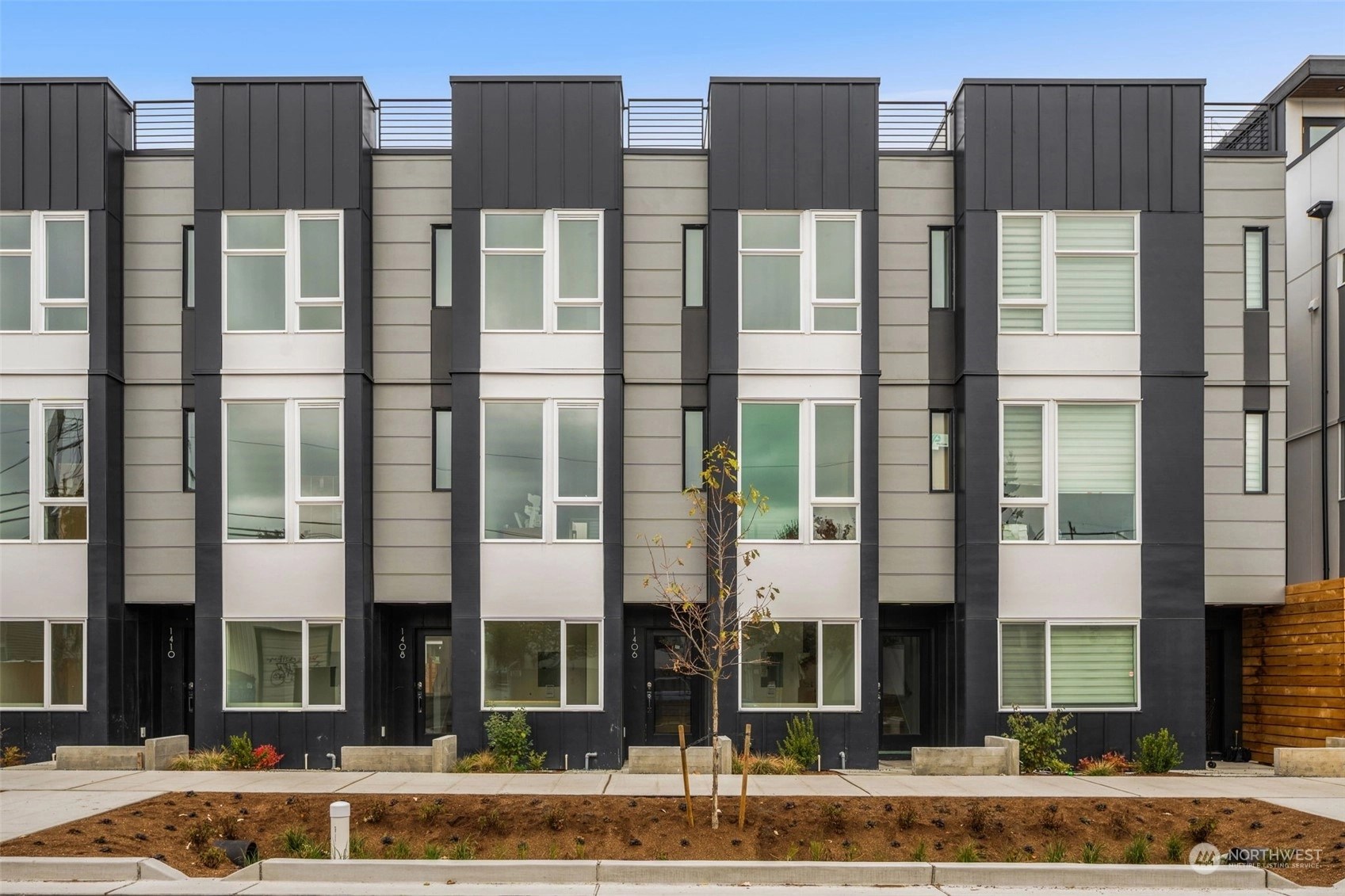 Ivy South Townhomes and Townhouses For Sale at Ivy South in Seattle