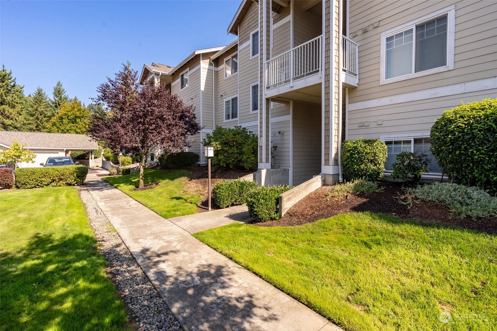 Molasses Creek Condos For Sale at Molasses Creek in Renton, WA Wicklund