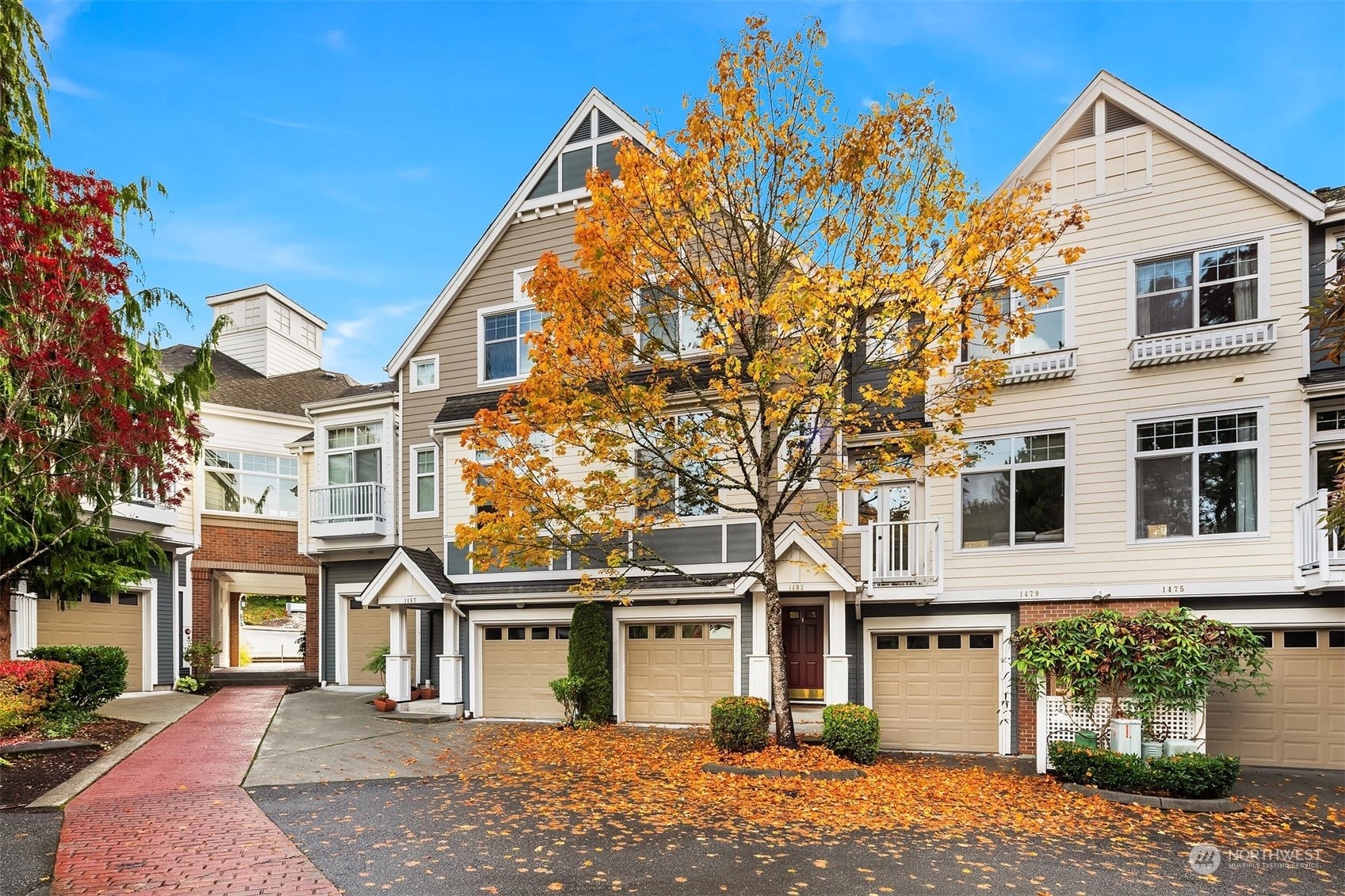 Huckleberry Circle Condos For Sale at Huckleberry Circle in Issaquah