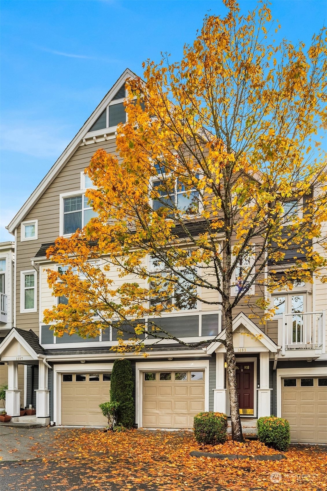 Huckleberry Circle Condos For Sale at Huckleberry Circle in Issaquah