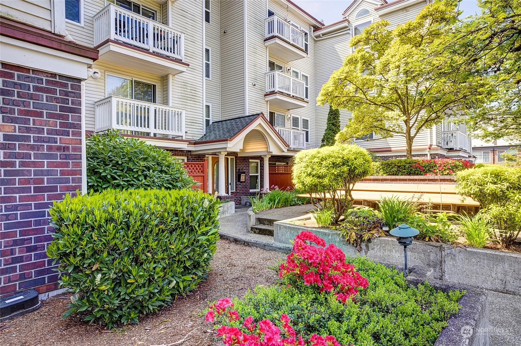 Waterford North Condos For Sale at Waterford North in Seattle, WA Wicklund