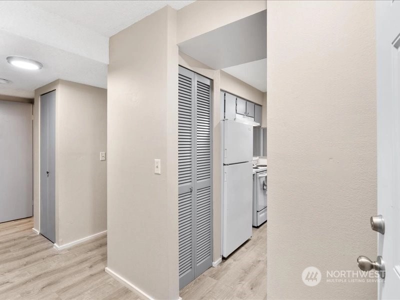 Kingsgate Ridge Manor Condos For Sale at Kingsgate Ridge Manor in