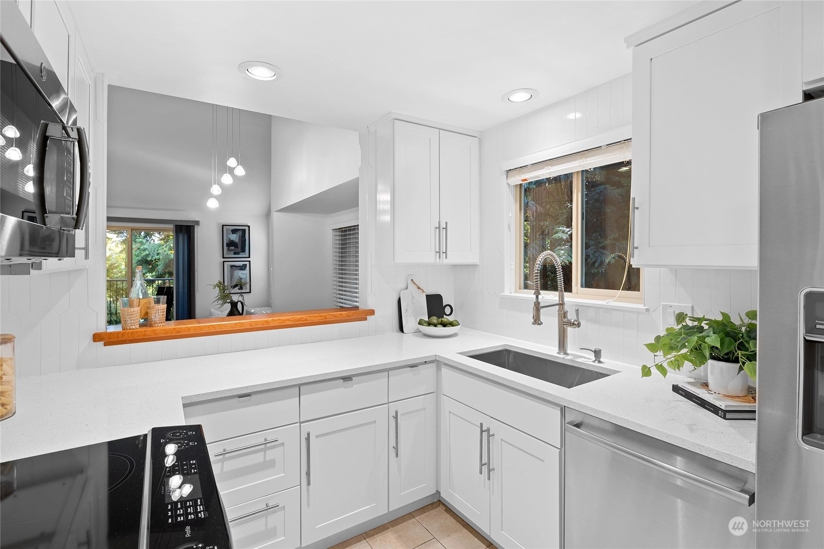 Cedar Ridge Condos For Sale at Cedar Ridge in Redmond, WA Wicklund