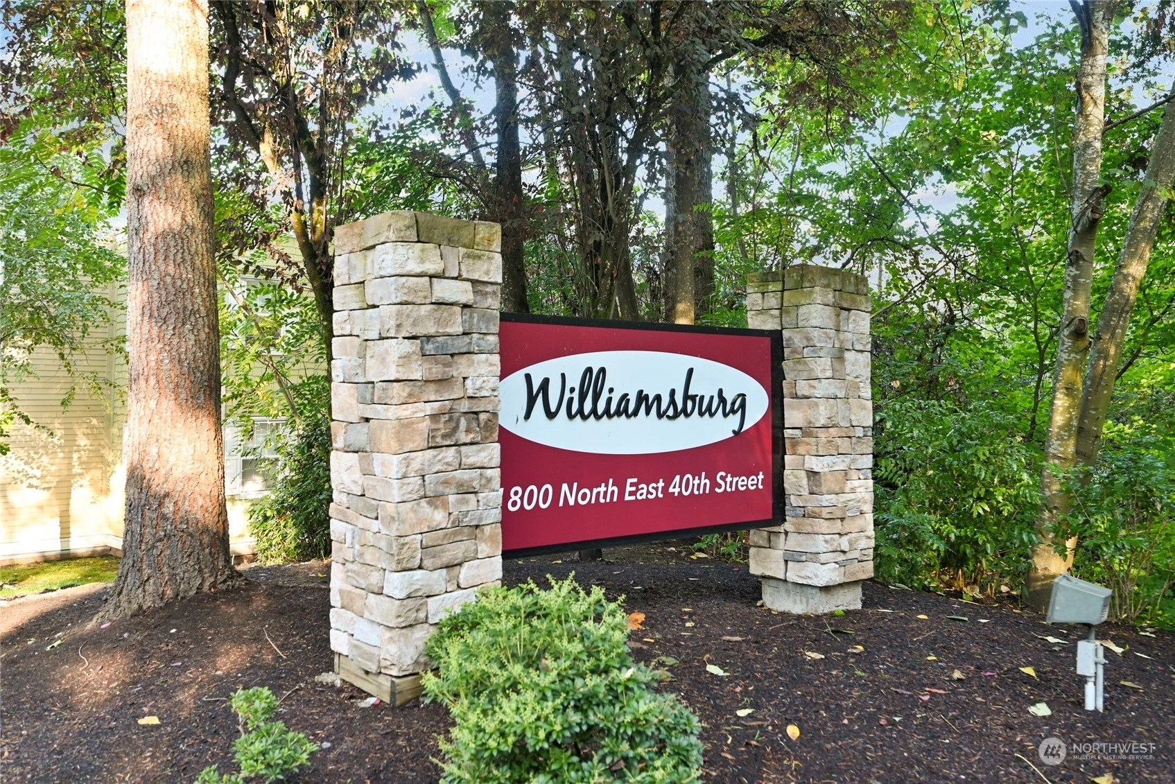 Williamsburg Condos For Sale at Williamsburg in Renton, WA Wicklund