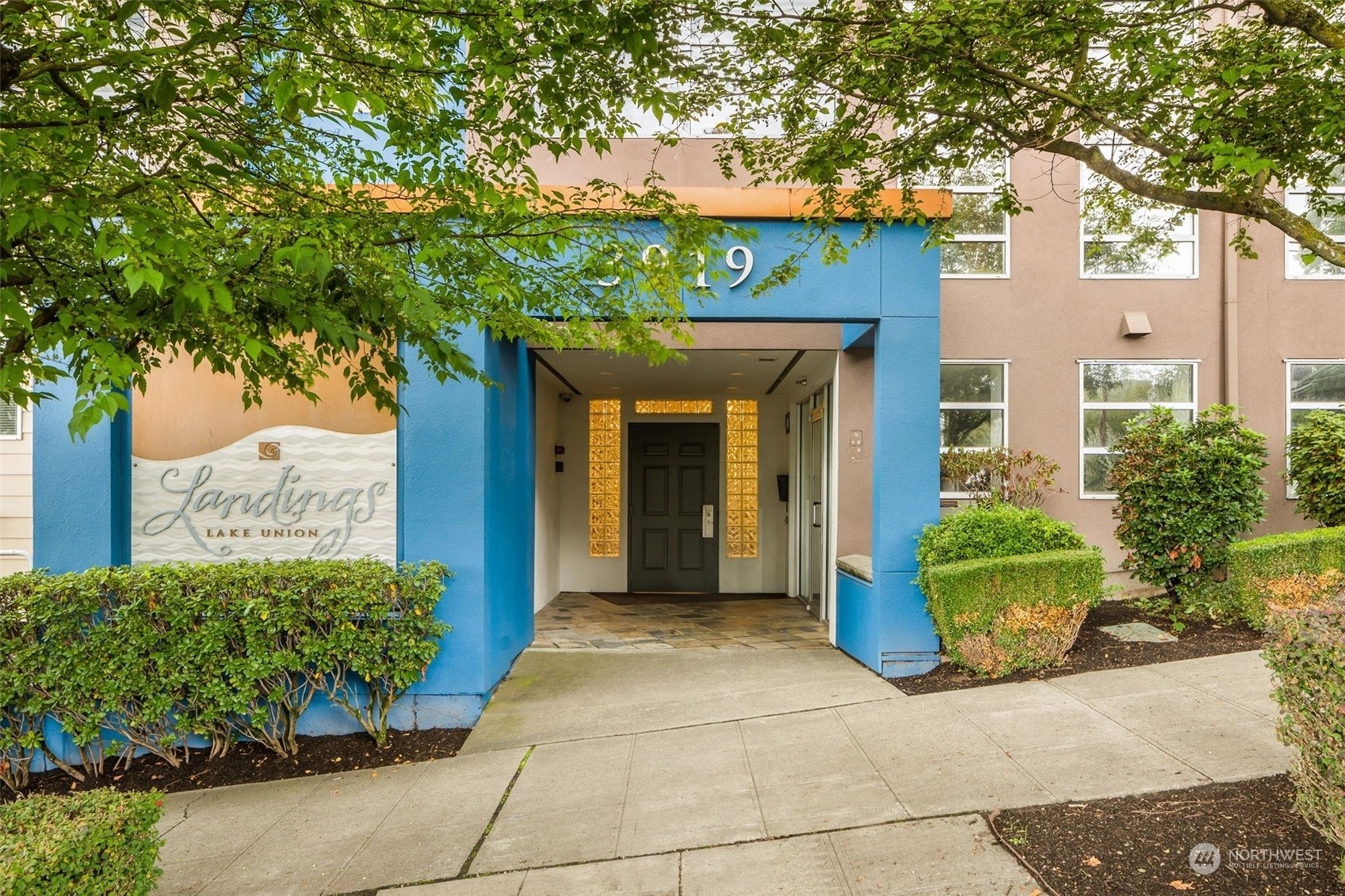 Landings Lake Union Condos For Sale at Landings Lake Union in Seattle