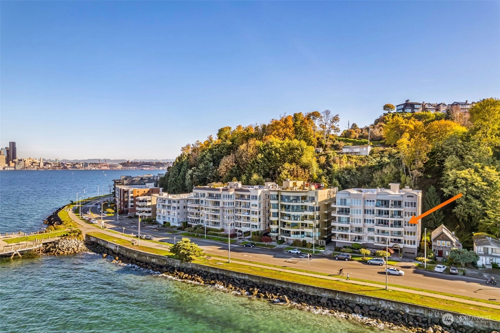 Bay Villa Alki Beach Condos For Sale at Bay Villa Alki Beach in Seattle, WA Wicklund