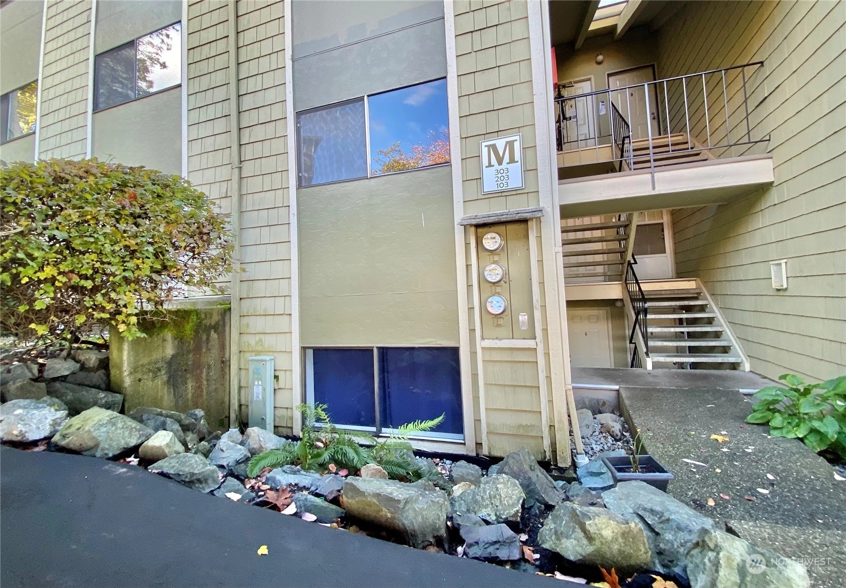 Rolling Hills Condos For Sale at Rolling Hills in Renton, WA Wicklund