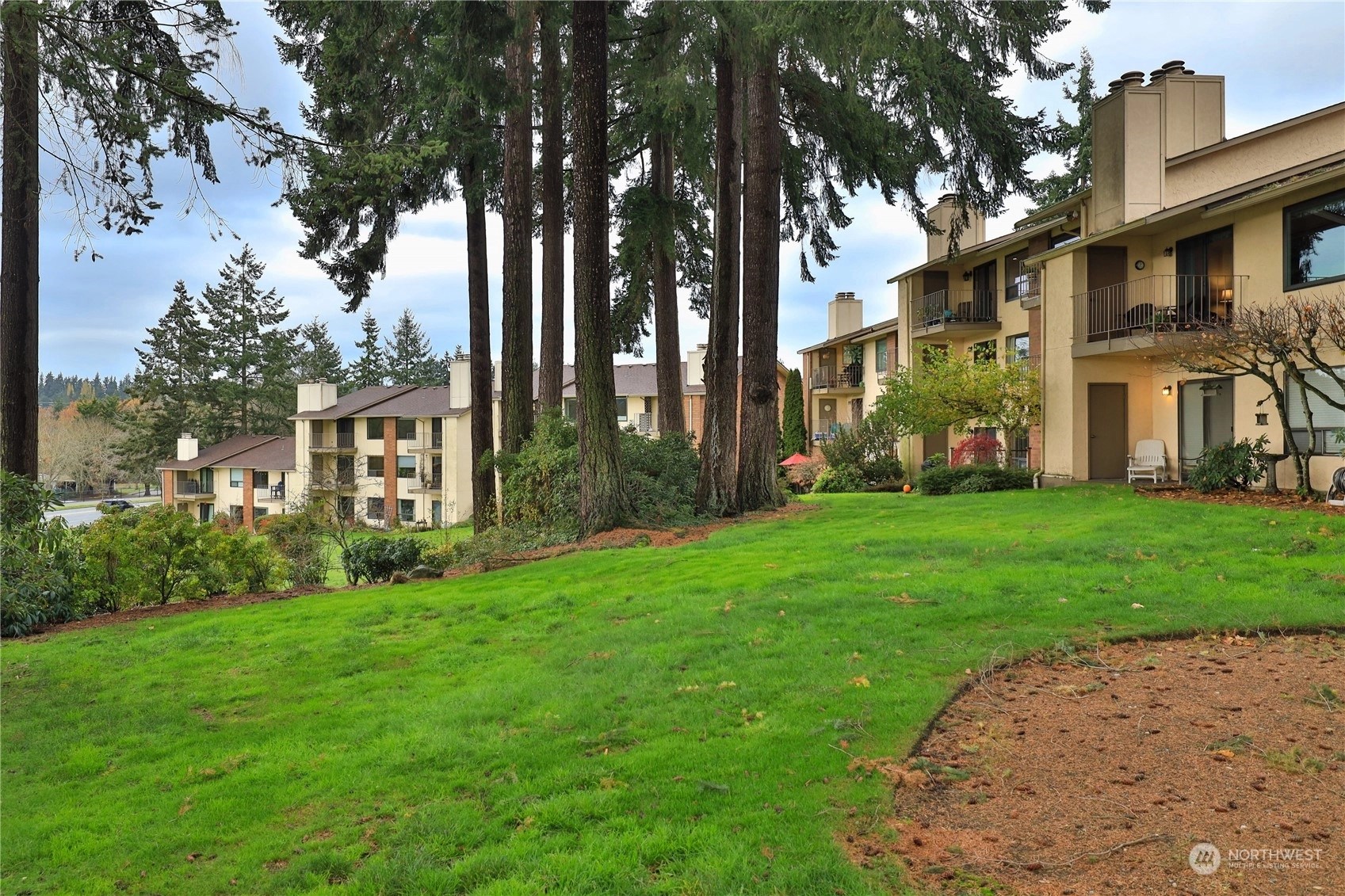 Lake Ballinger Village Condos For Sale at Lake Ballinger Village in