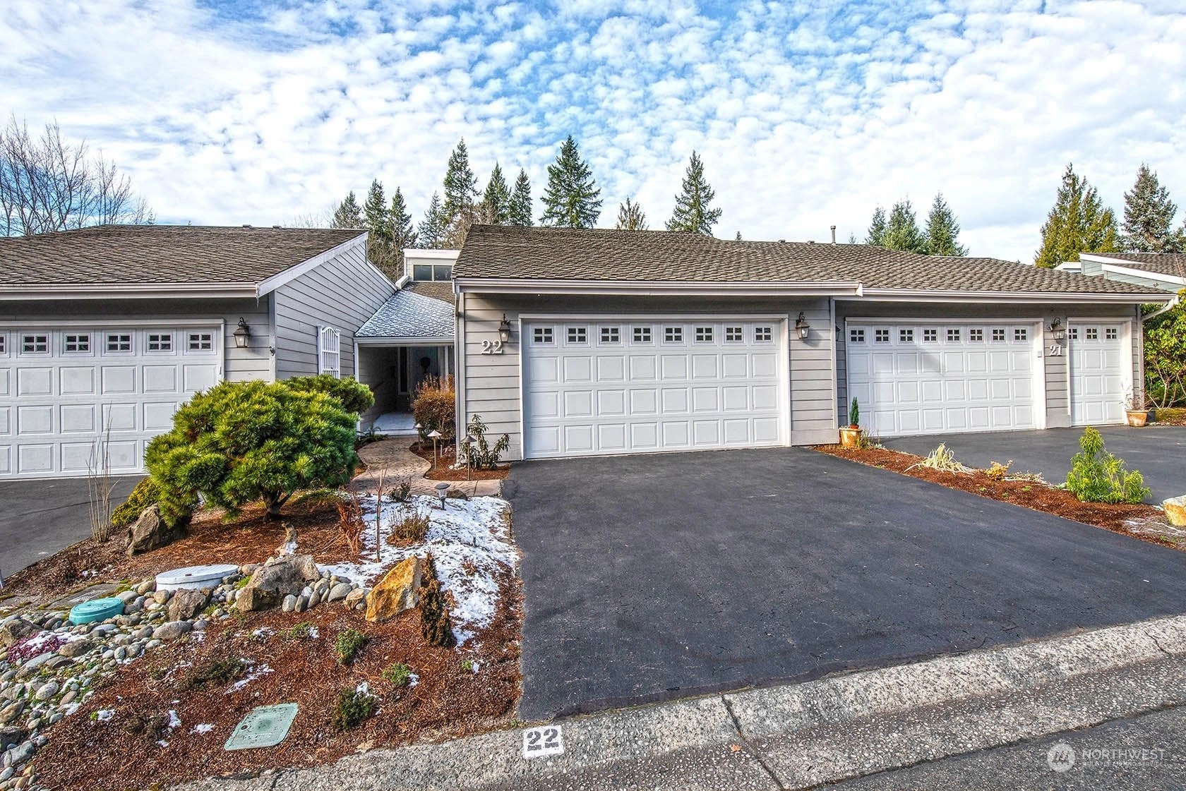 Fairway Village Townhomes and Townhouses For Sale at Fairway Village