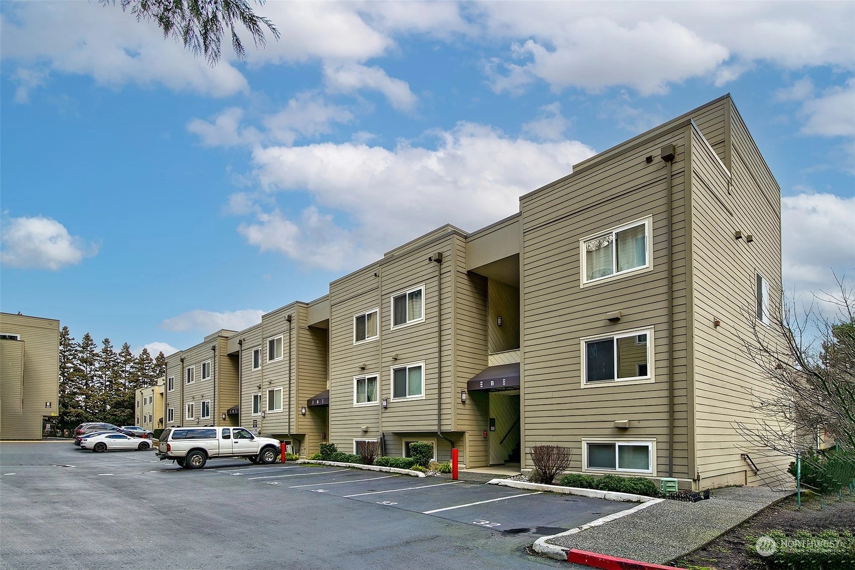 The Sandpiper Condos For Sale at The Sandpiper in Seattle, WA Wicklund