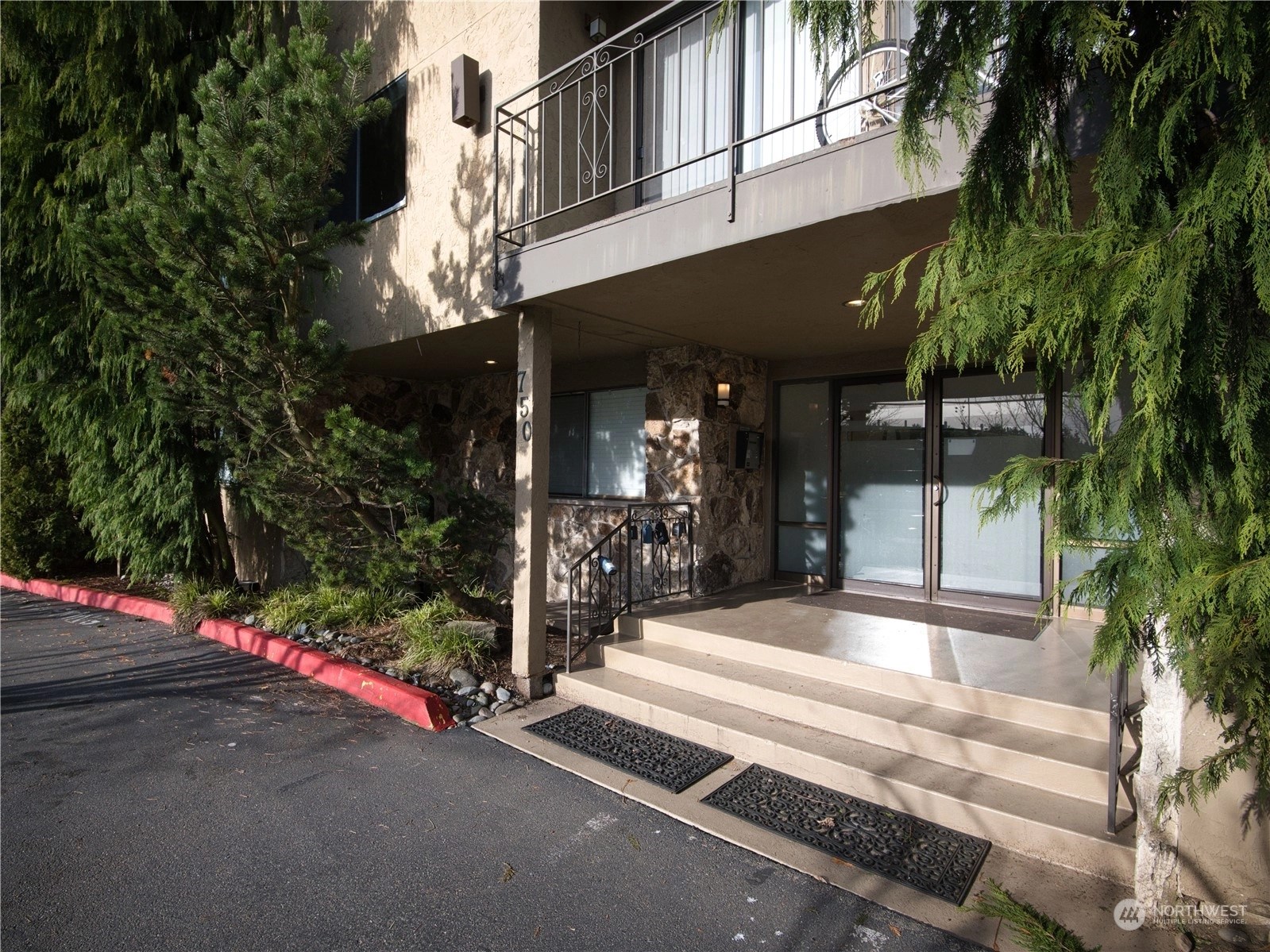 Cedar Pointe Of Seattle Condos For Sale at Cedar Pointe Of Seattle in