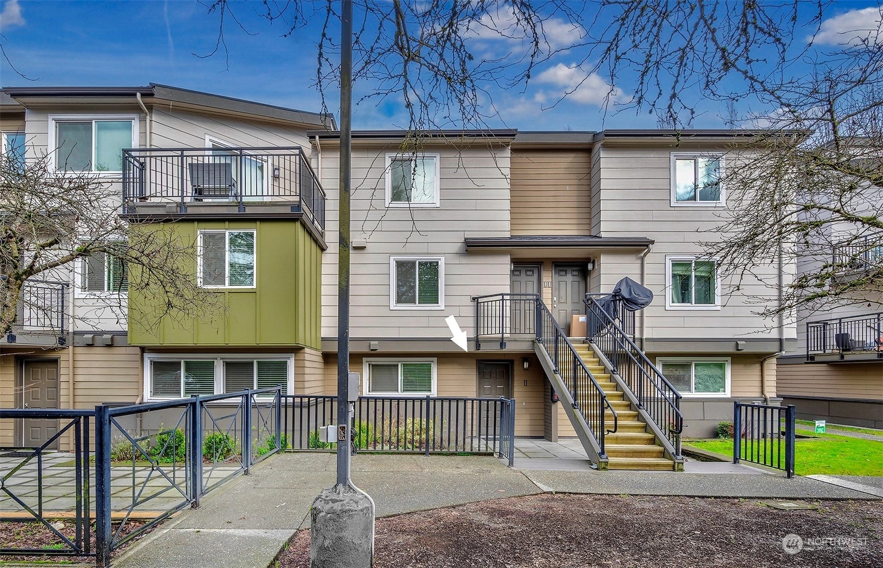 Sammamish River Villas Condos For Sale at Sammamish River Villas in