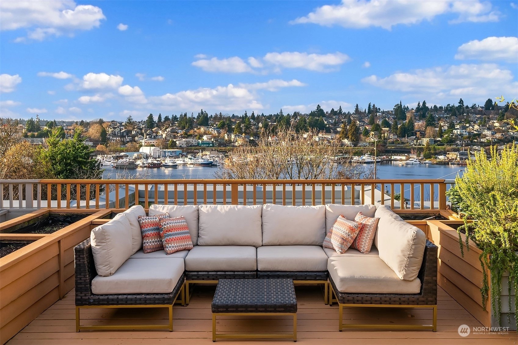 Tramonti at Lake Union Condos For Sale at Tramonti at Lake Union in