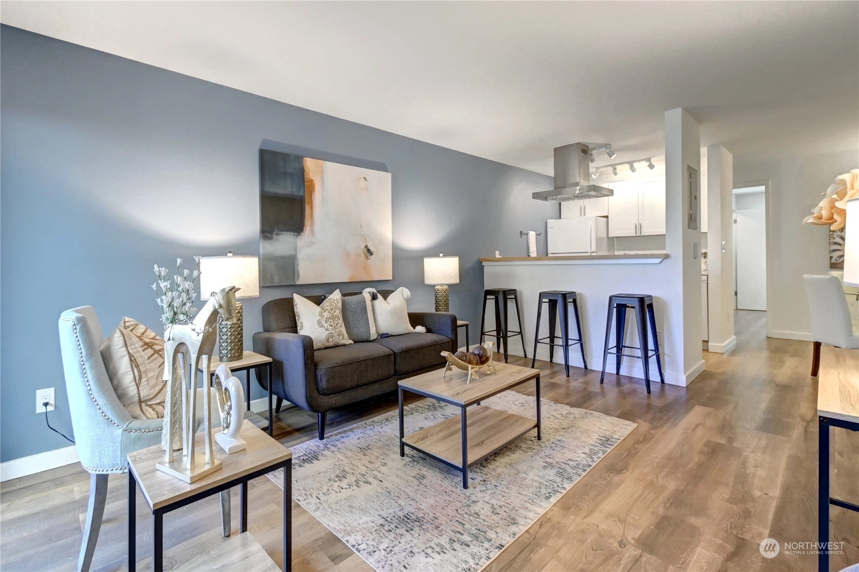 Fireside Lanai Condos For Sale at Fireside Lanai in Seattle, WA