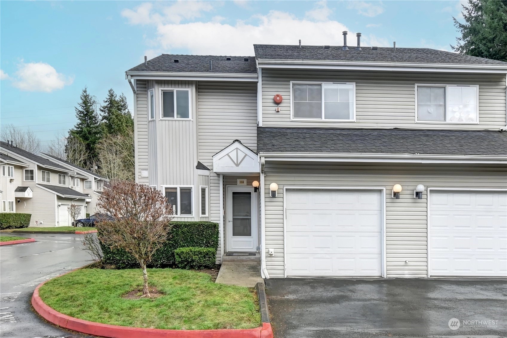 Stone Court Condos For Sale at Stone Court in Renton, WA Wicklund