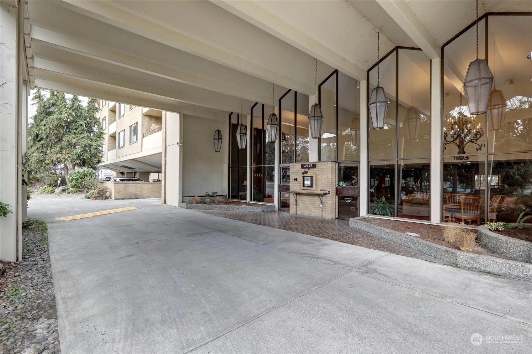 Laurelhurst Condos For Sale at Laurelhurst in Seattle, WA Wicklund