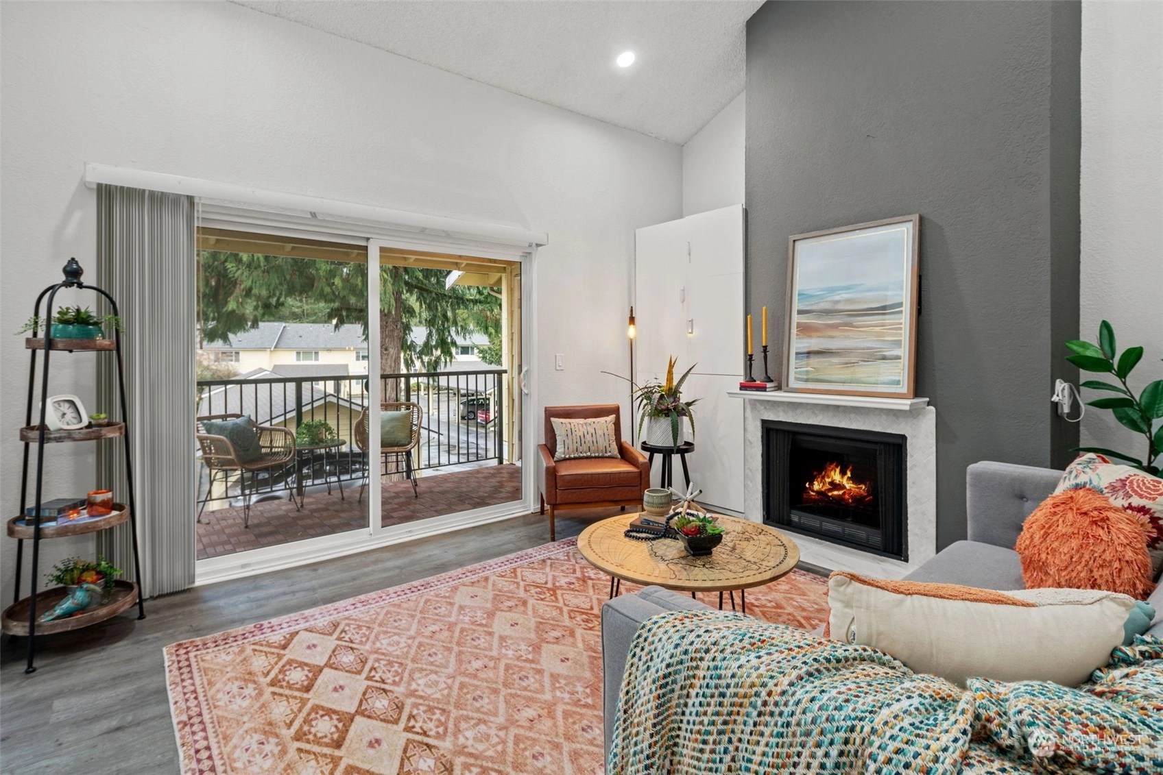 Wedgewood Condos For Sale at Wedgewood in Bellevue, WA Wicklund