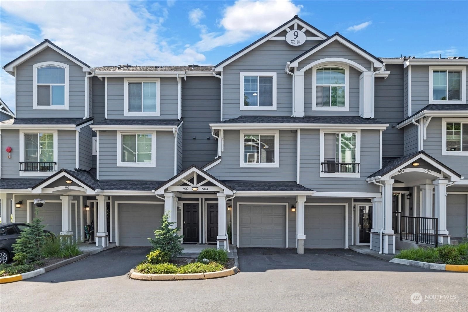 Sonoma Villero Condos For Sale at Sonoma Villero in Bothell, WA