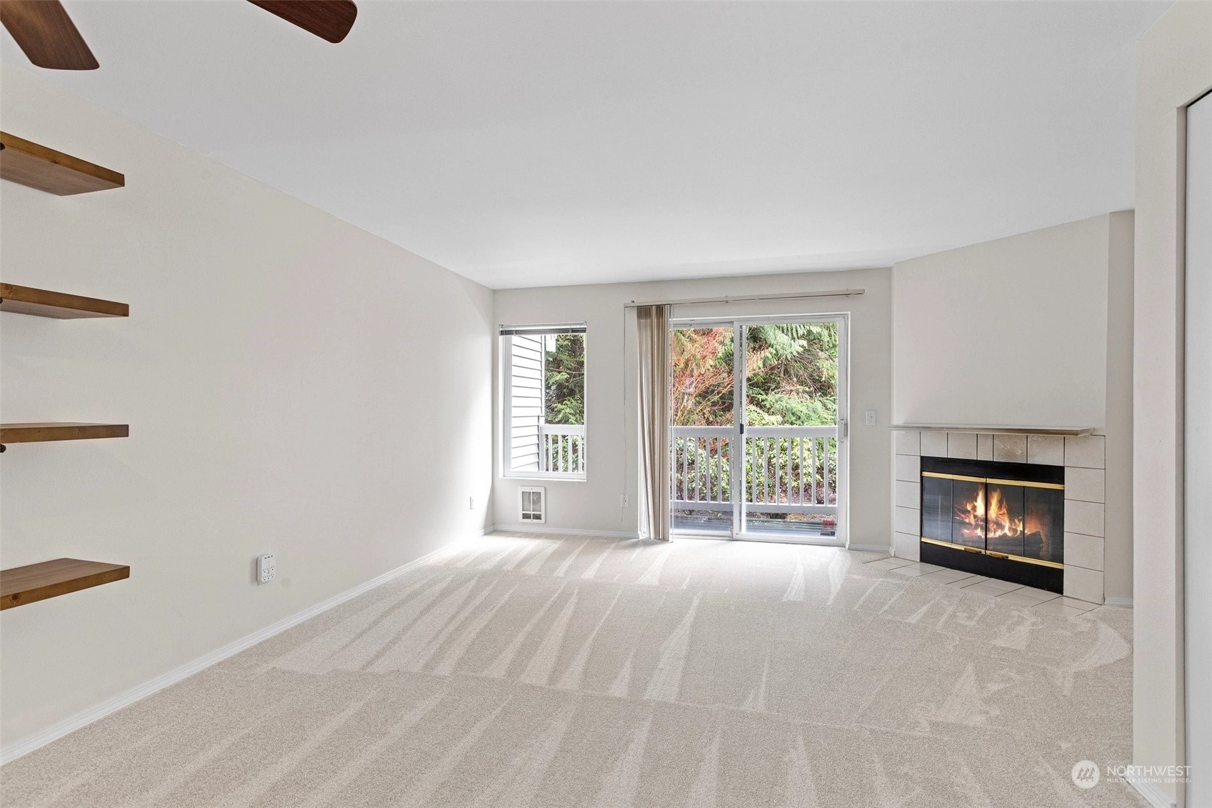 Lakemont Ridge Condos For Sale at Lakemont Ridge in Bellevue, WA Wicklund