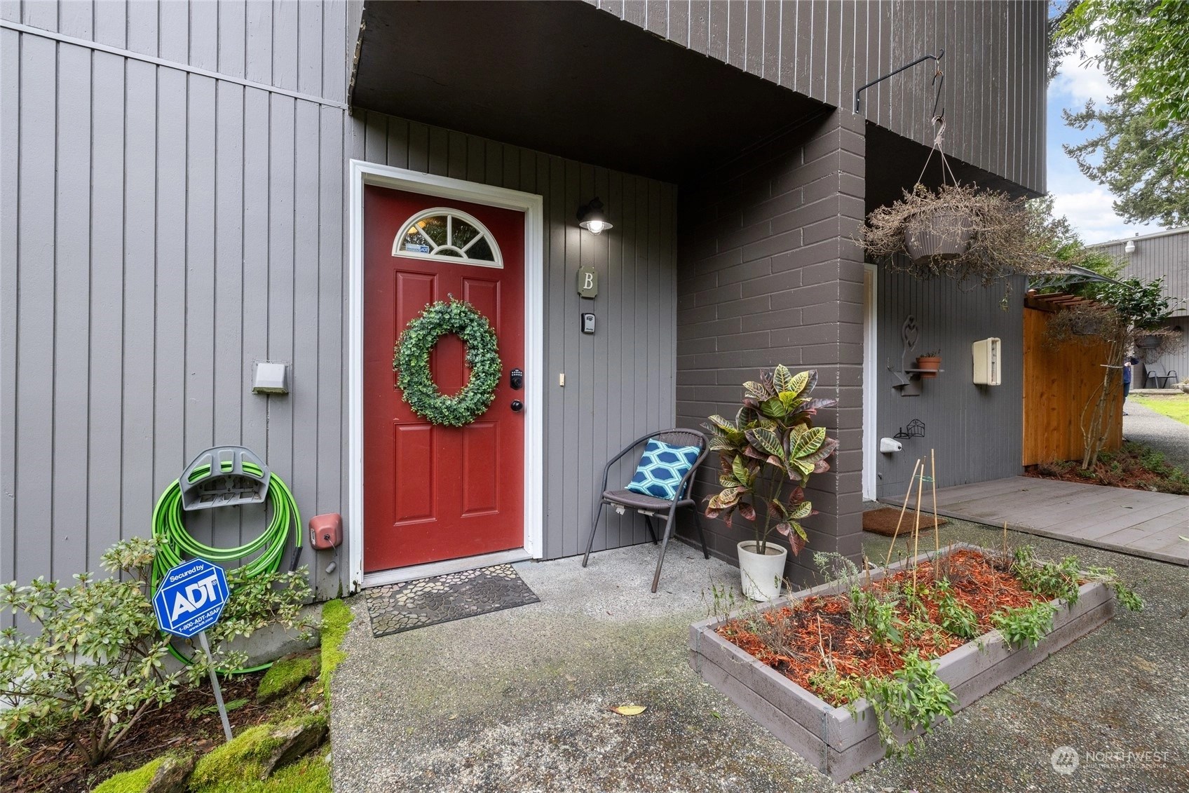 Gravelly Lake Townhomes and Townhouses For Sale at Gravelly Lake in