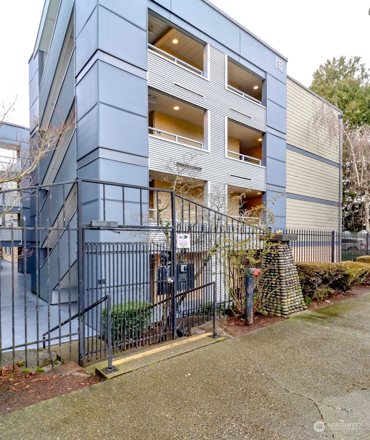 Harwood Condos For Sale at Harwood in Seattle, WA Wicklund