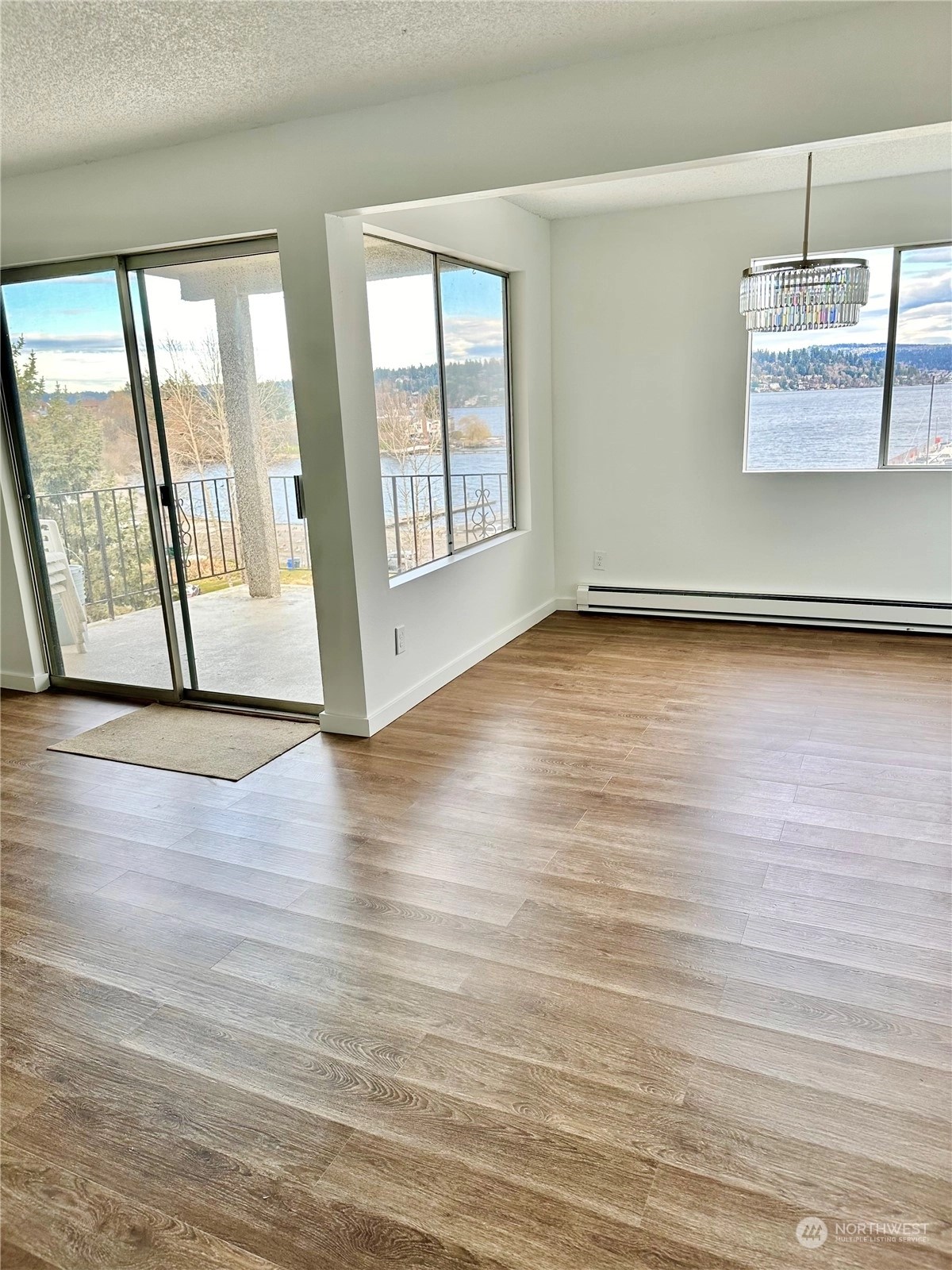 Park Shore Villa Condos For Sale at Park Shore Villa in Seattle, WA