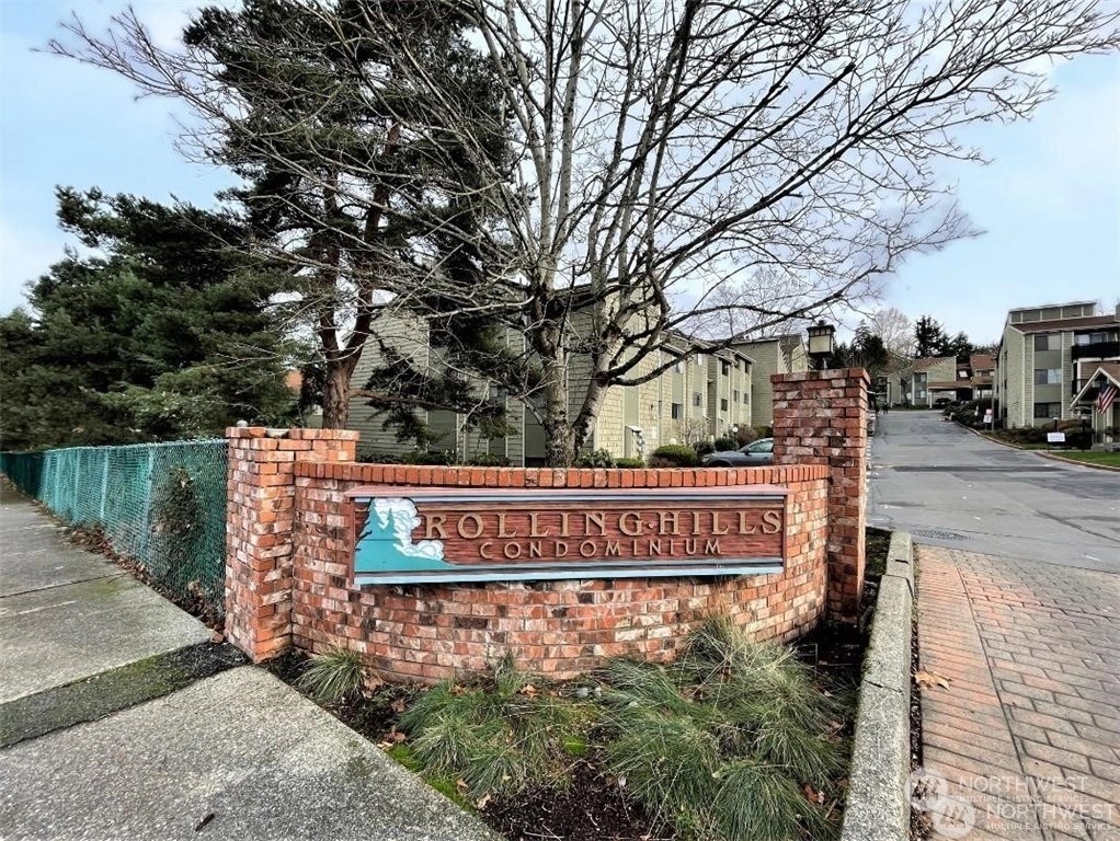 Rolling Hills Condos For Sale at Rolling Hills in Renton, WA Wicklund