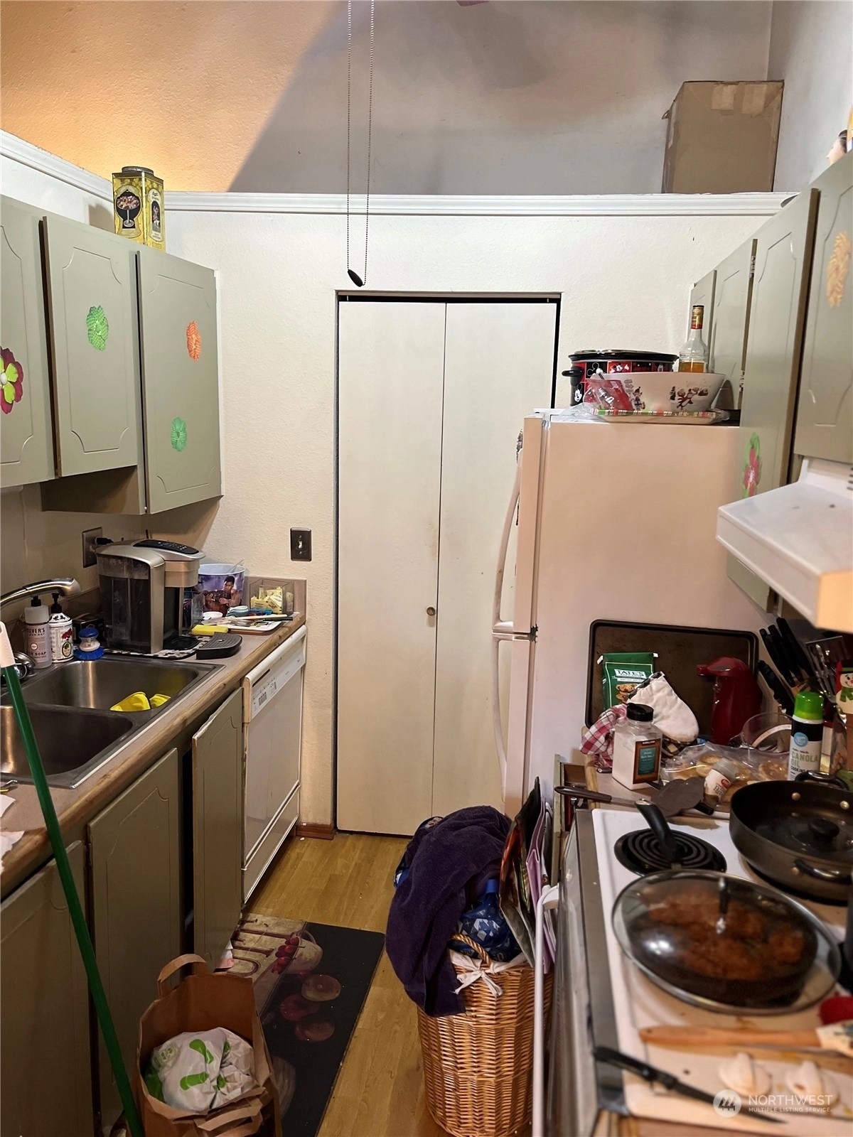 Rolling Hills Condos For Sale at Rolling Hills in Renton, WA Wicklund